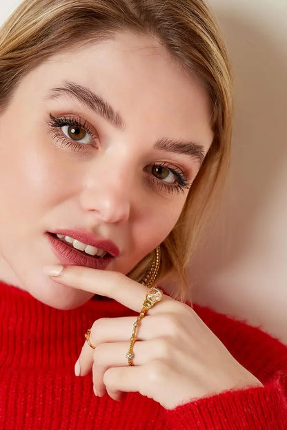 Ring Megan